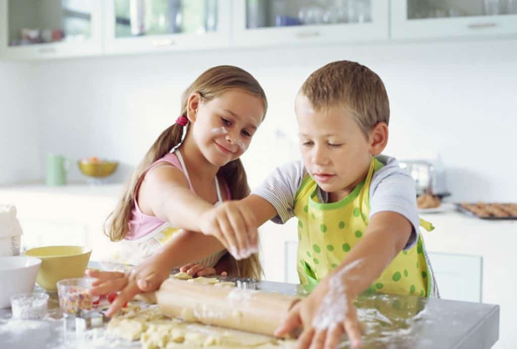 Guide: Cooking Classes and Workshops for Edmonton Kids