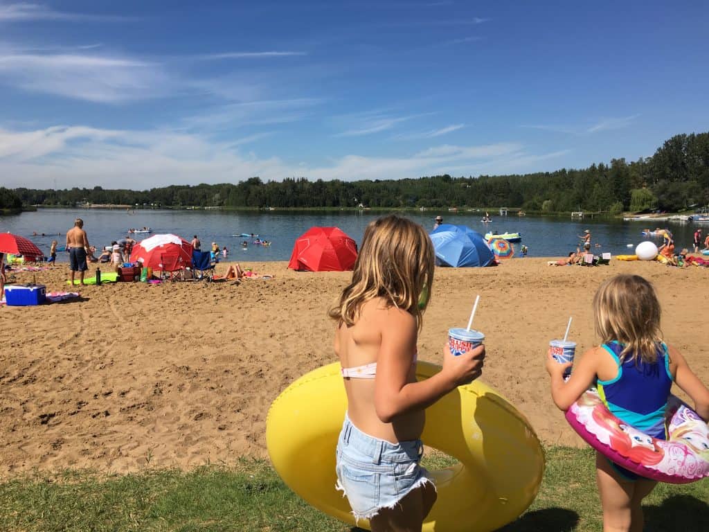 10 Waterparks and Beaches Near Edmonton that You’ve Got to Visit This Summer