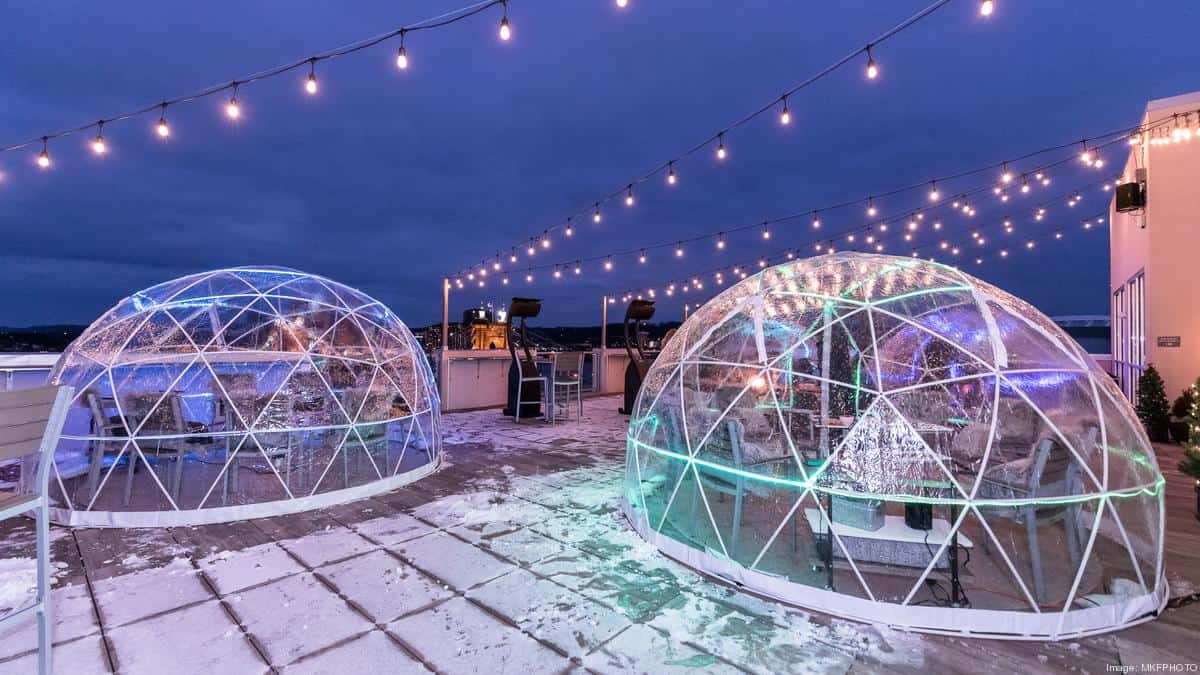 Dine In An Igloo Courtyard Marriott Downtown Edmonton Raising Edmonton